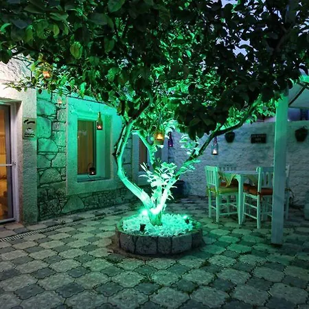 Monat Hacimemis Hotel Alacati