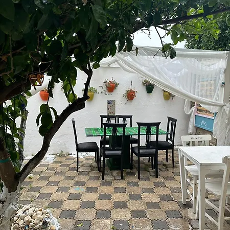 Monat Hacimemis Ξενοδοχείο