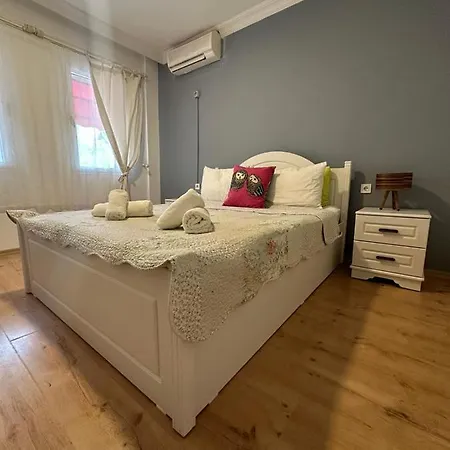 Monat Hacimemis Hotel *