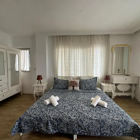 Monat Hacimemis Hotel Alacati